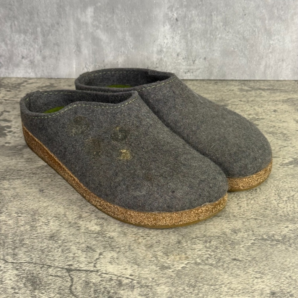Haflinger Classic Grizzly Clog Slippers Men 42 Gray/Charcoal